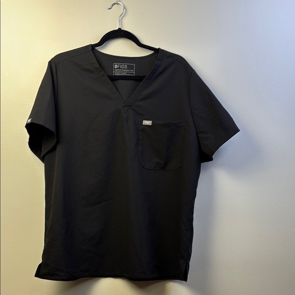 Figs Black Short Sleeve Tee for Medical Professionals - Picture 1 of 5